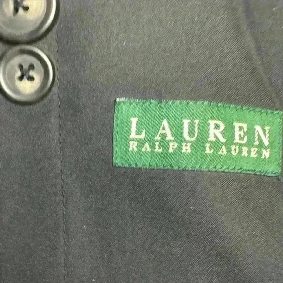 Ralph Lauren - Black lined men’s raincoat. Pockets and zip out liner. Size 40R - Picture 9 of 9